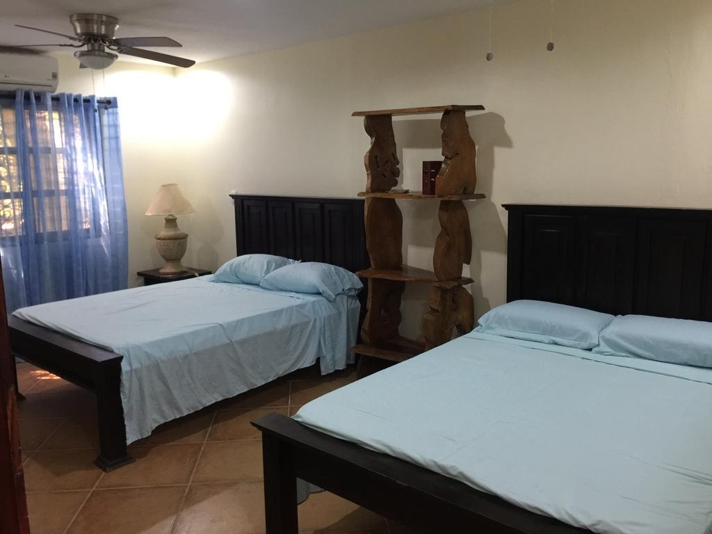 Reboot Guest house Playa Hermosa (Puntarenas)
