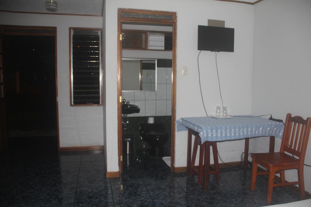Reventazon Guest house