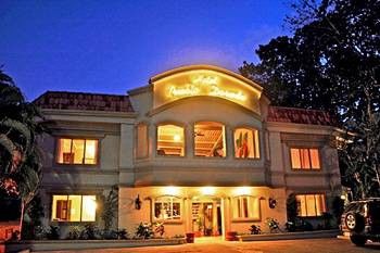 Hotel Pueblo Dorado