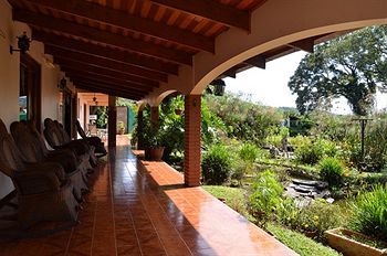 La Catalina & 3* Birri