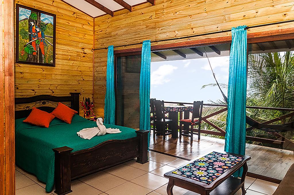 Pirate Cove Hotel 4*