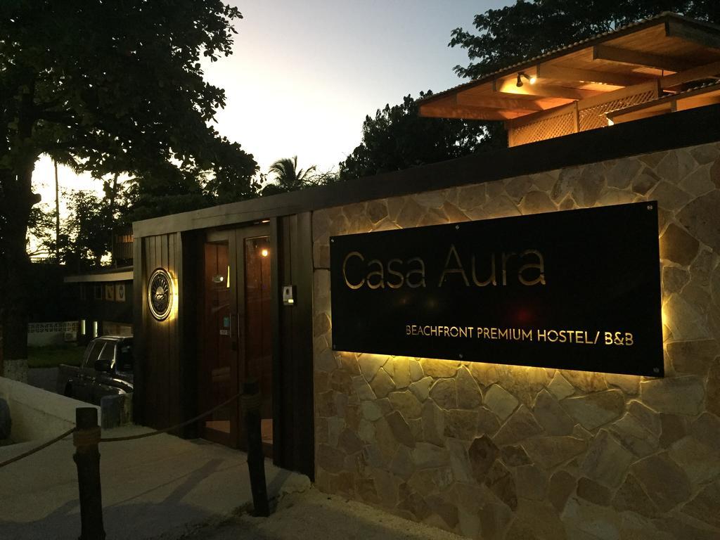 Casa Aura: Beachfront Premium Hostel *