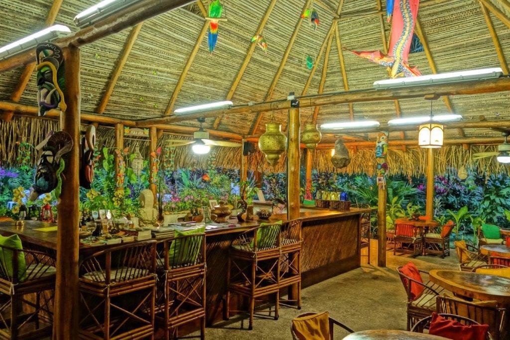La Palapa 4*