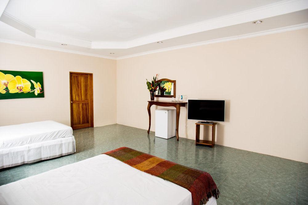 Walt Paraiso Hotel