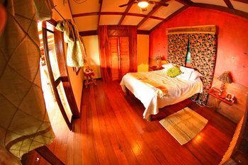 Toad Hall Hotel 4*