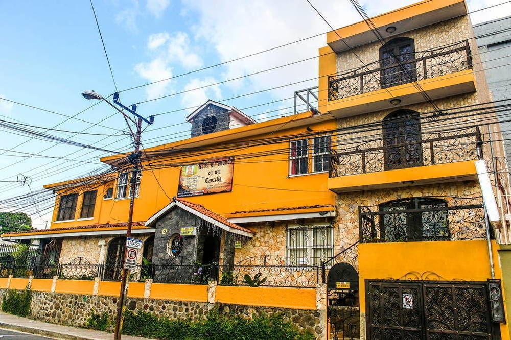 Apartamentos El Castillo Hotel 3*