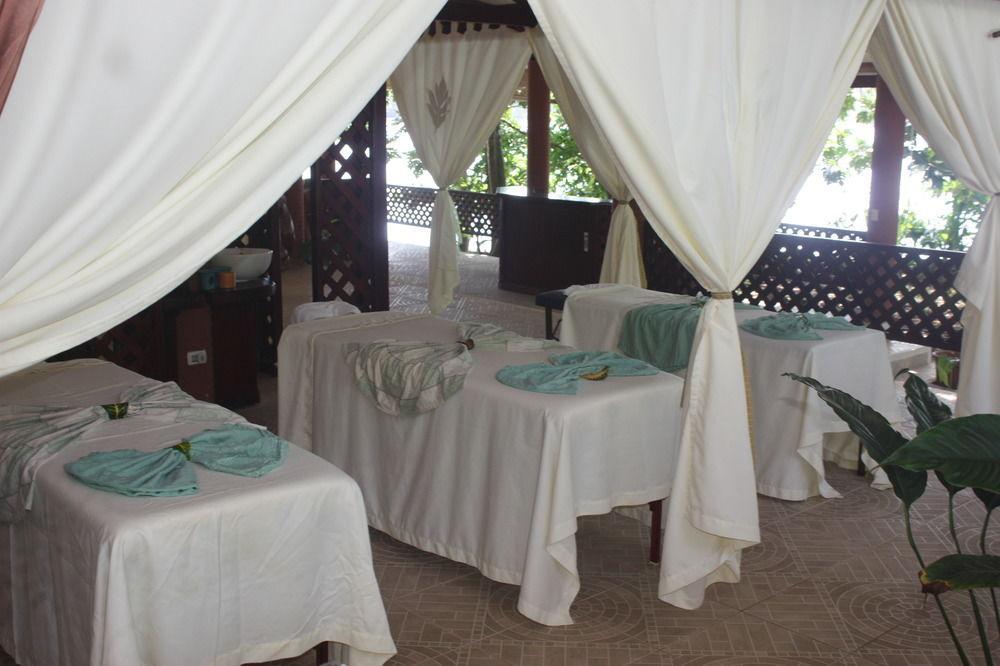 Hotel Rana Roja 2*