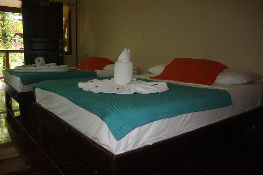 Hotel Rana Roja Tortuguero