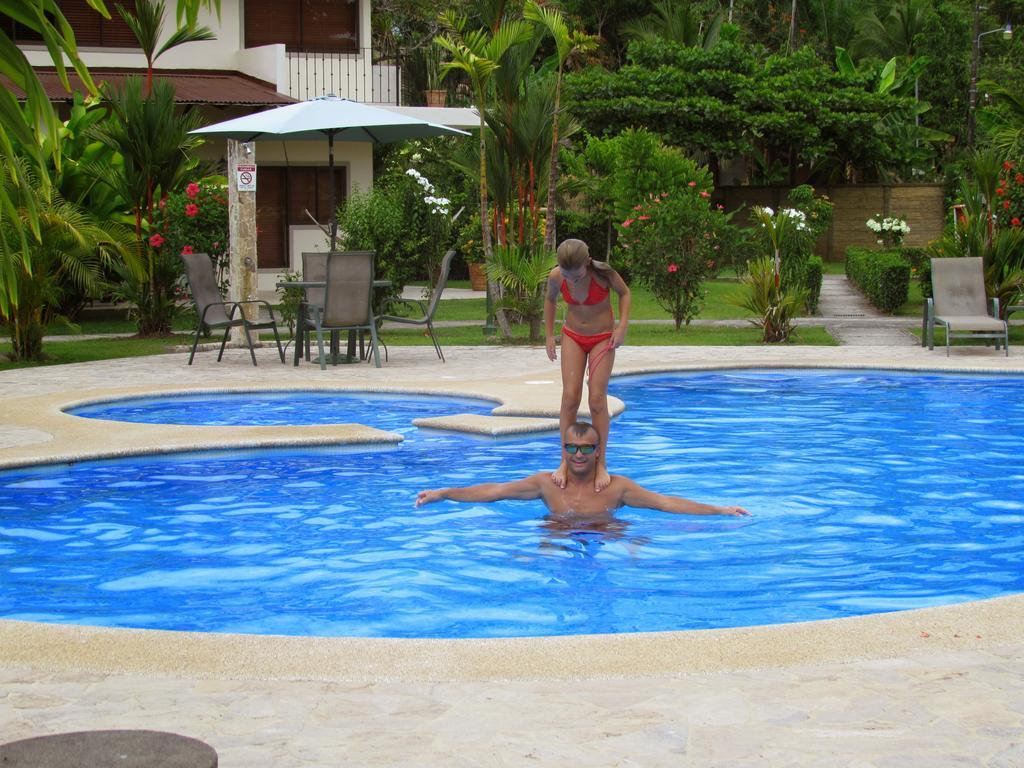 Hacienda Pacifica 3*