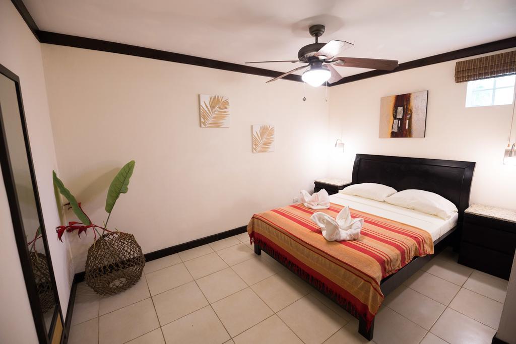 Tuanis Hotel 2*