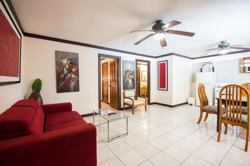 Tuanis Hotel
