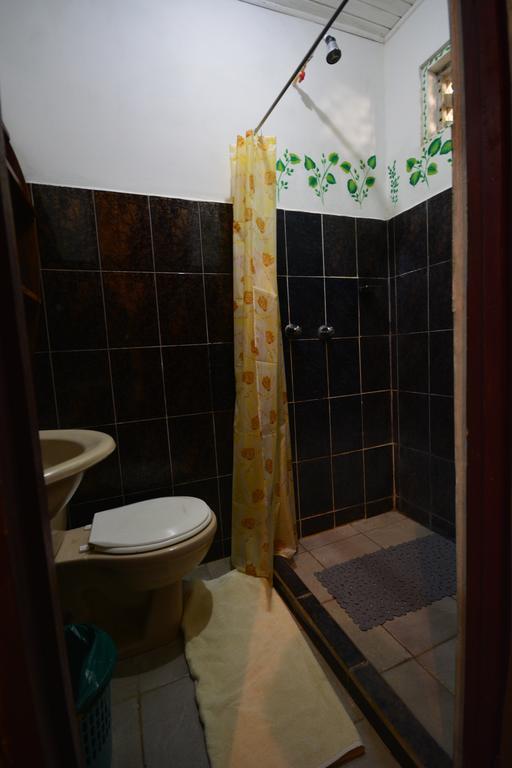 Casa Valeria Samara - Cuartos Hostel Samara