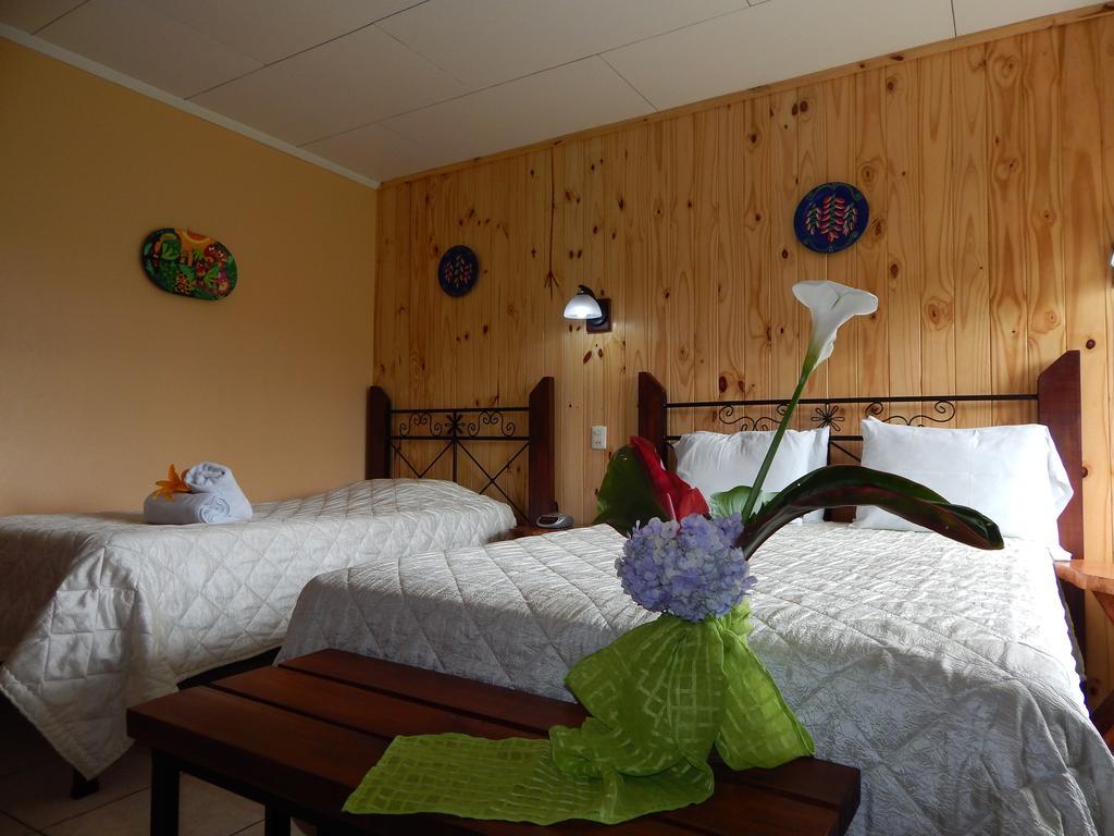 Hotel Guayabo 3*