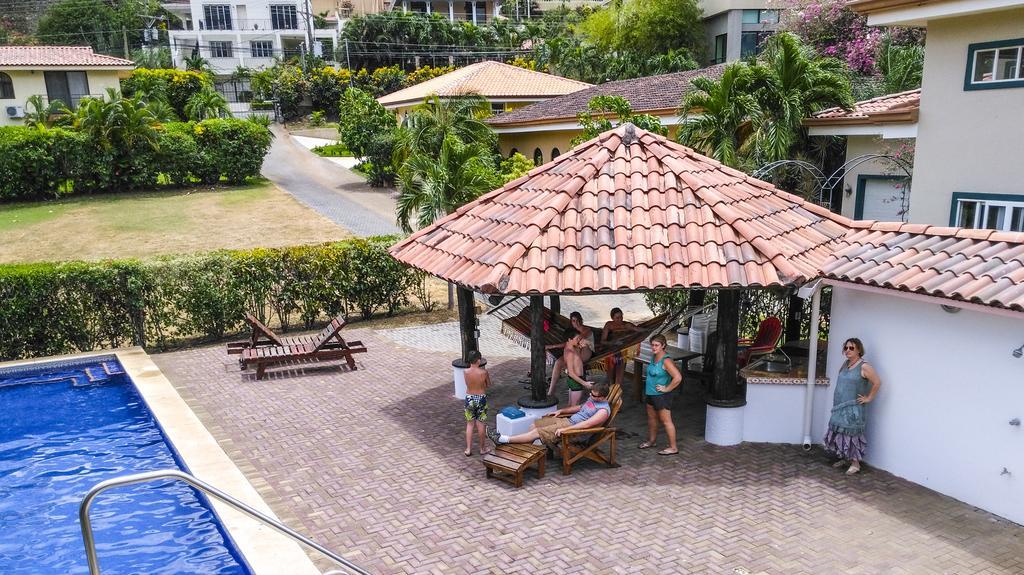 Apartment In Hermosa's Gardens Playa Hermosa (Guanacaste)