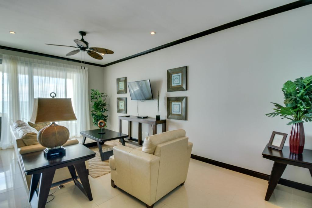 Apartment Diamante Del Sol 802s & 801s