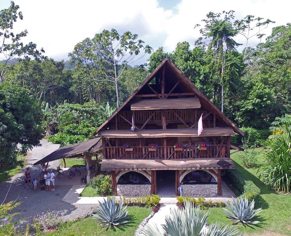 Suizo Loco & Cahuita