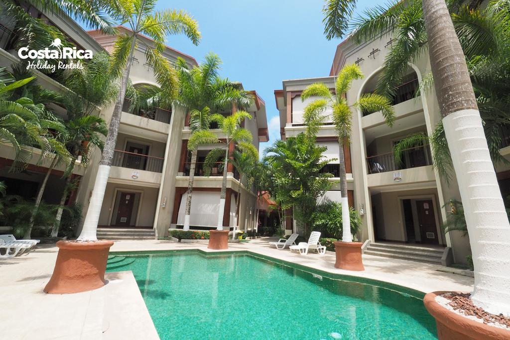 Luxury Pool View Access - M16 *