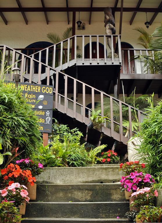 Orosi Lodge 3*