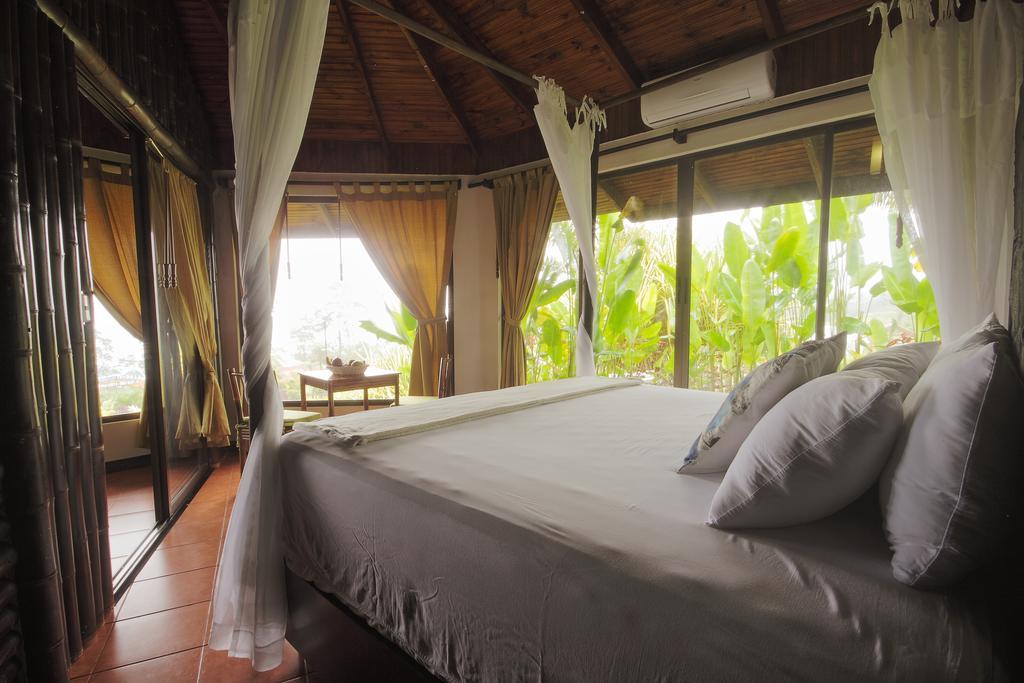 Villa Arenal Waterfall