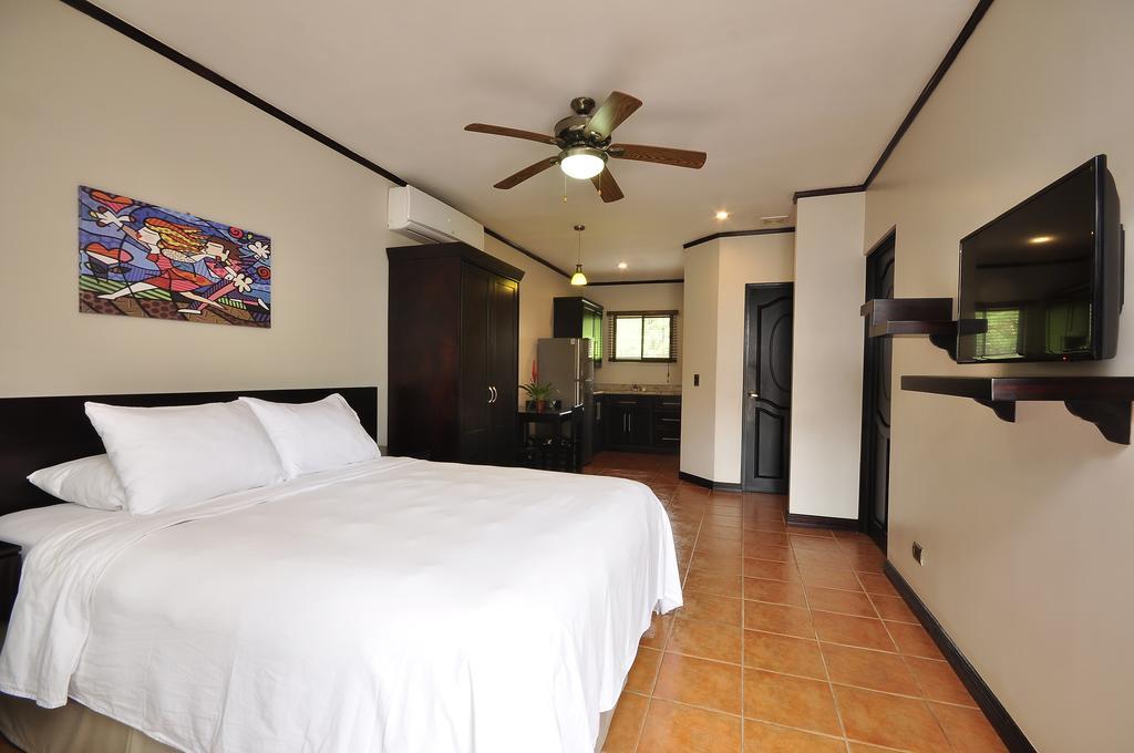 Hotel Colono Beach 3*
