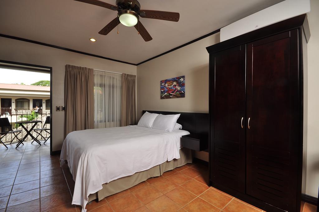 Colono Beach Hotel Coco