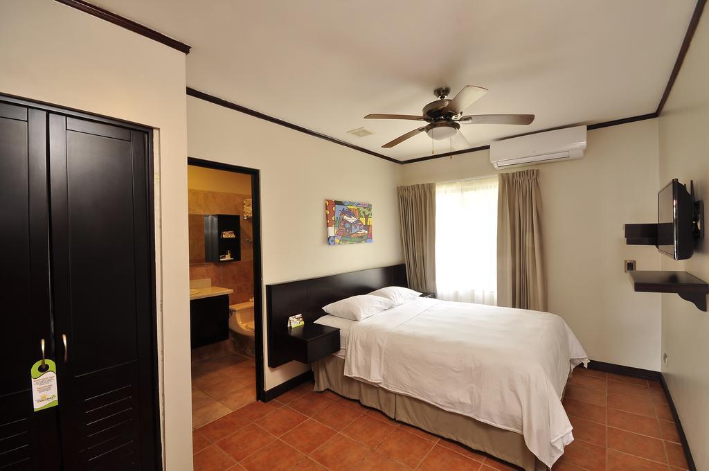 Colono Beach Hotel Coco