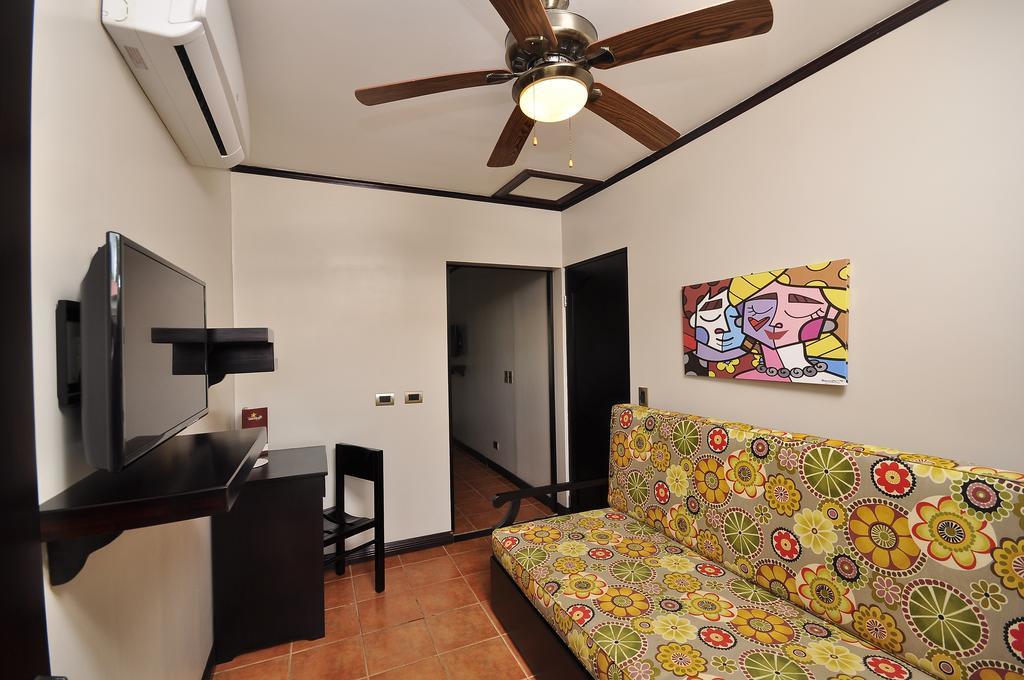 Hotel Colono Beach Coco