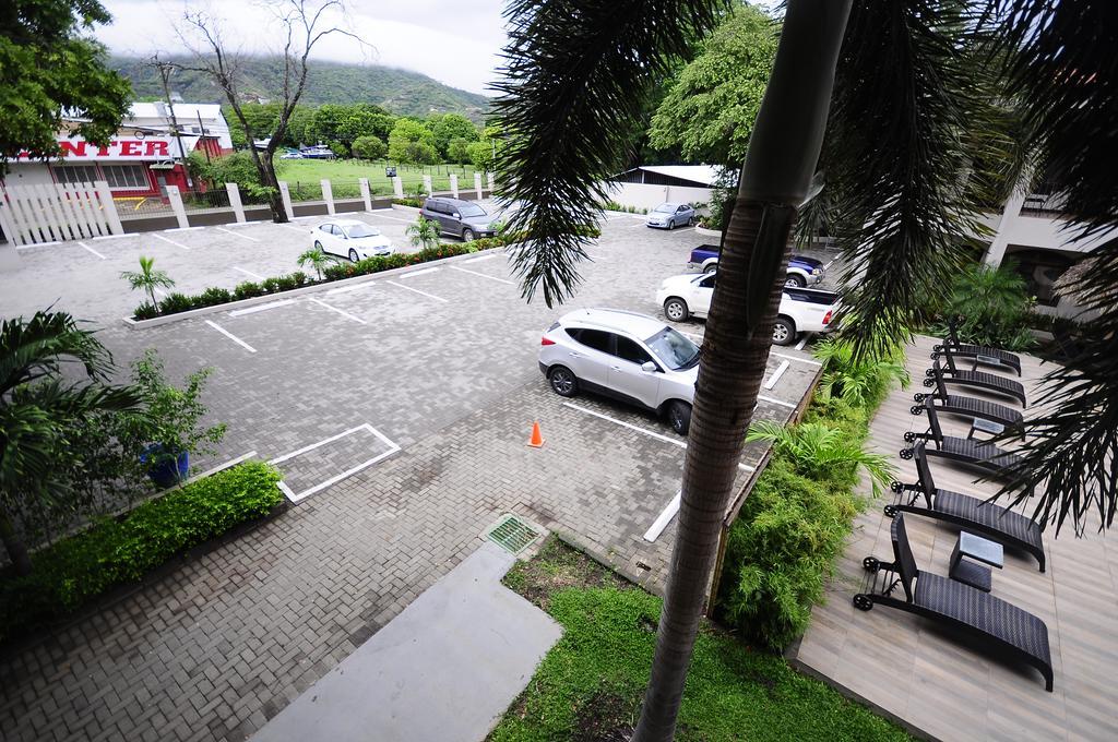 Colono Beach Hotel Coco