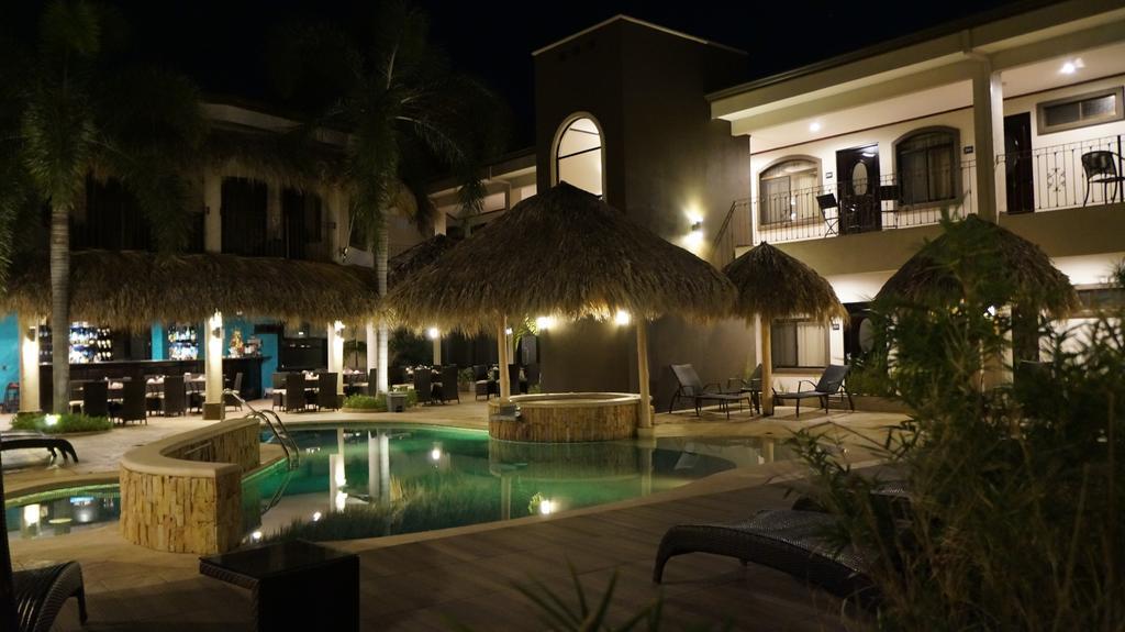 Hotel Colono Beach Coco