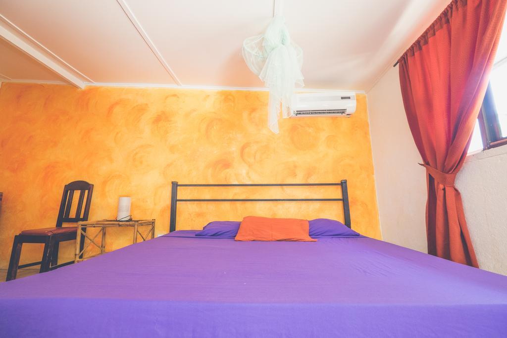 Hostel Pura Vida Tamarindo