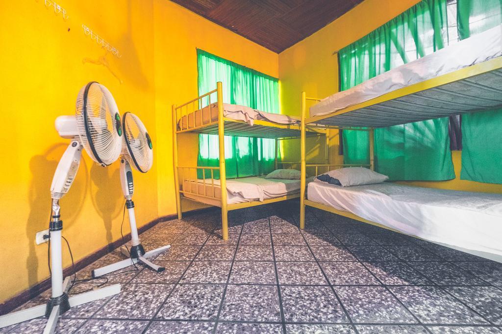 Hostel Pura Vida *
