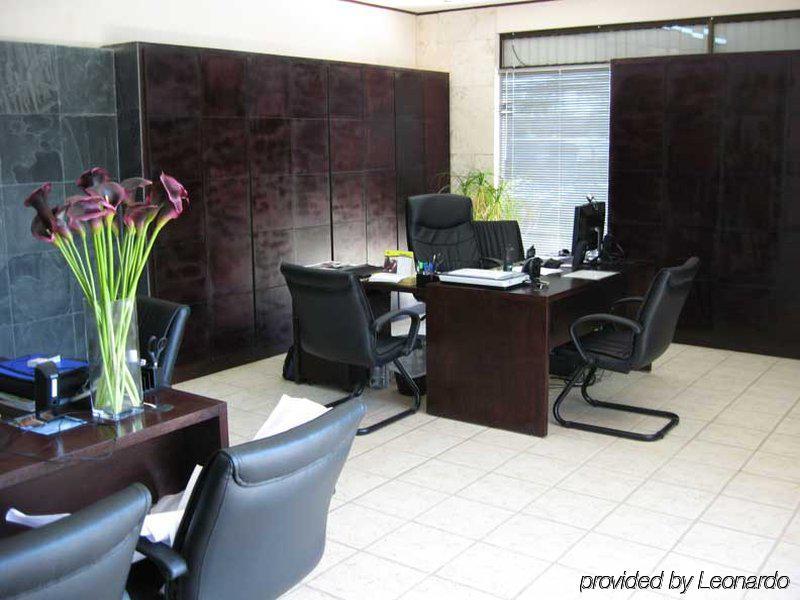 Blue Palm Hotel 2*