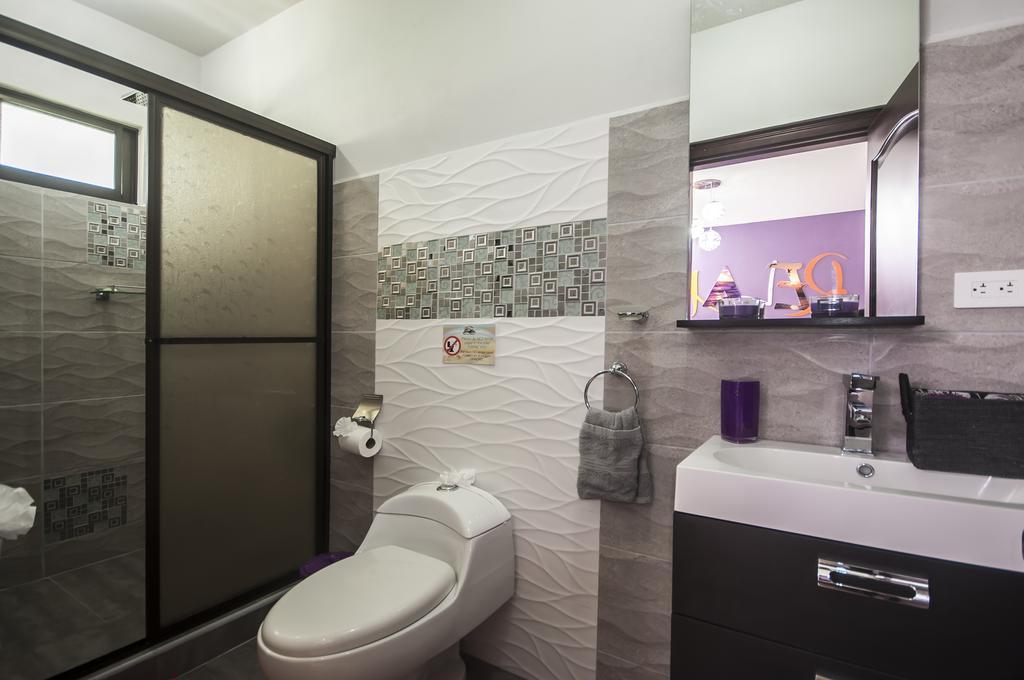 Inn Izus Place 3*