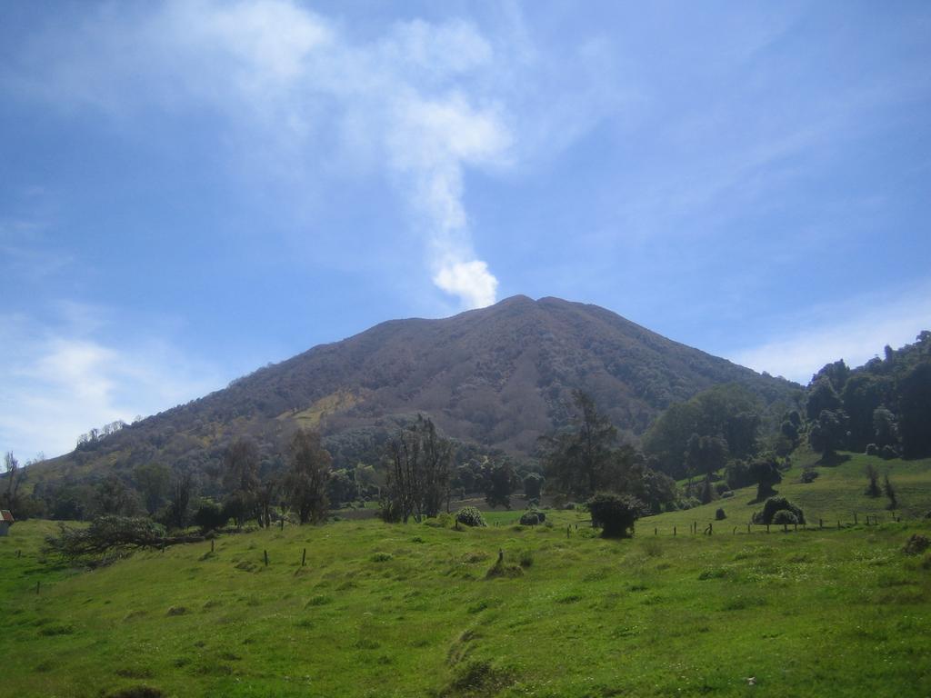 Guayabo 3* Santa Cruz (Cartago)
