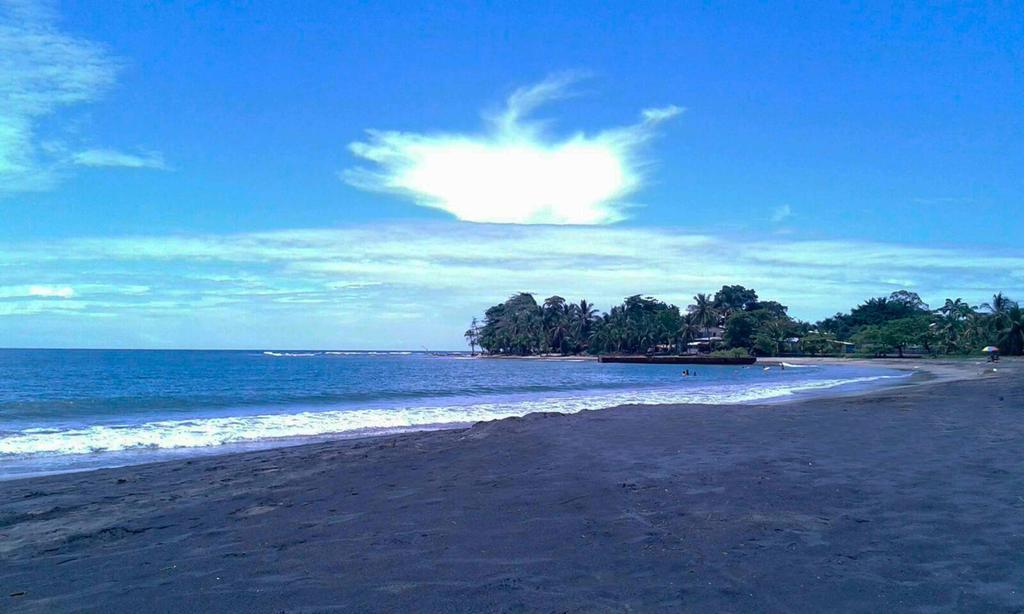Hotel Perla Negra Beach Front 3*