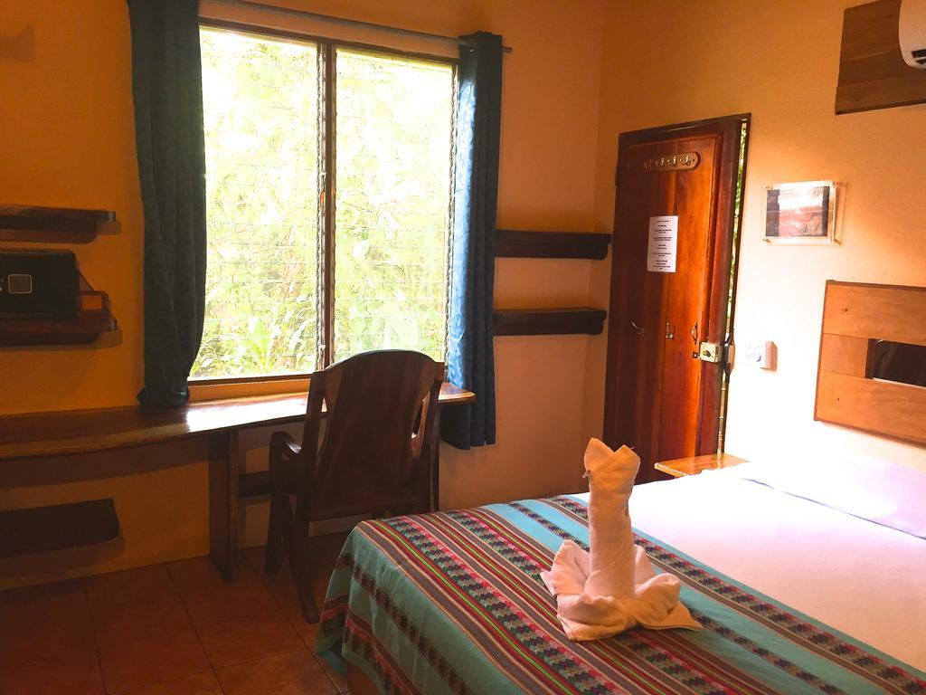 Lodge Tico Adventure *