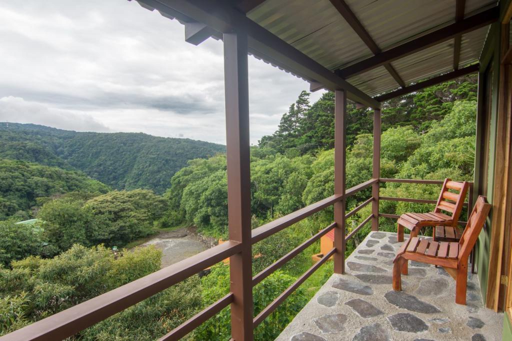 Lodge Rainbow Valley Costa Rica *