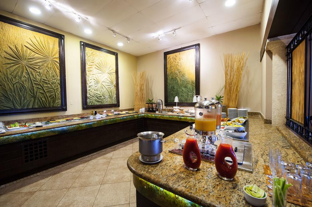 Occidental Papagayo (adults Only)