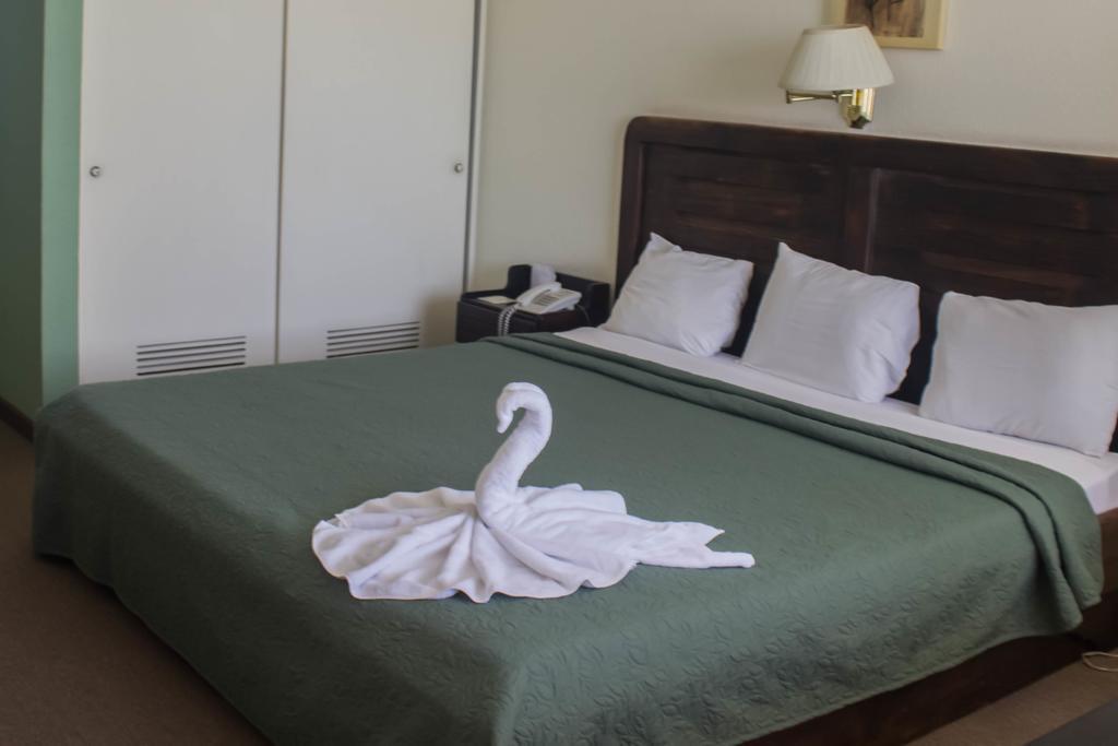 Nuevo Maragato & Hotel