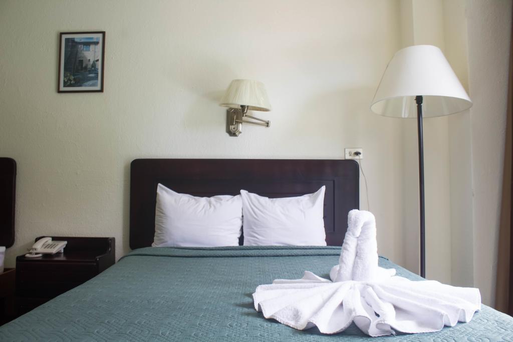 Nuevo Maragato & Hotel
