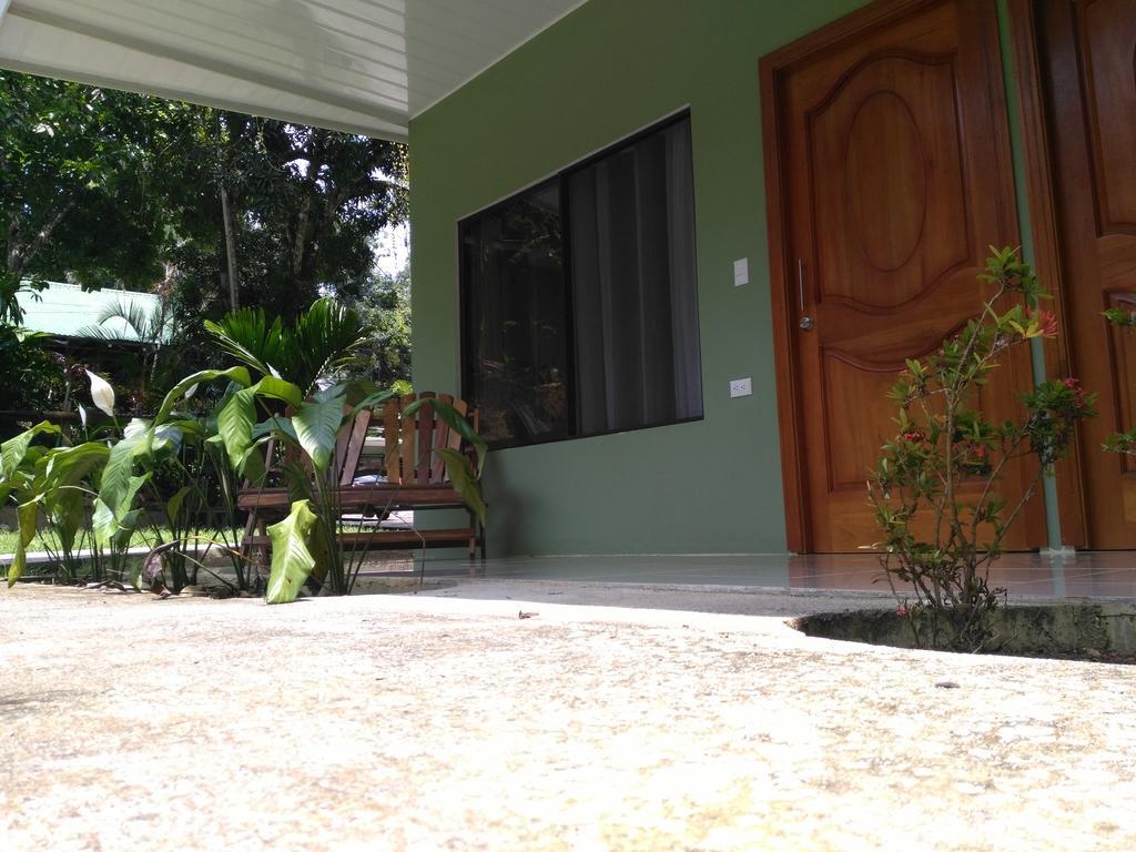 Manuel Antonio Hostel Resort