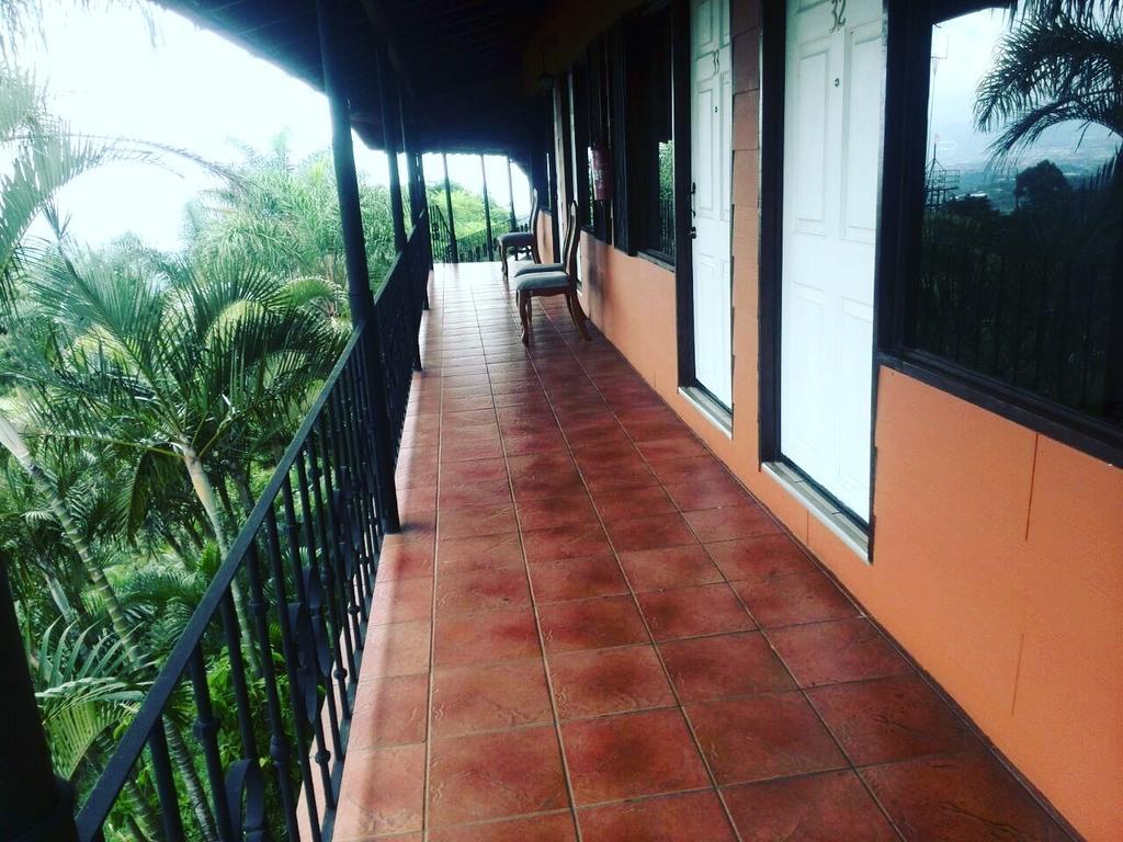 Monte Campana Heredia Hotel 3*