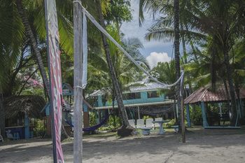Hotel Pelican Beachfront 3*