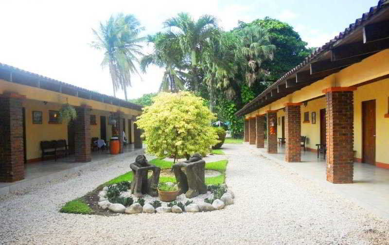 Espuelas, Bar & Restaurant