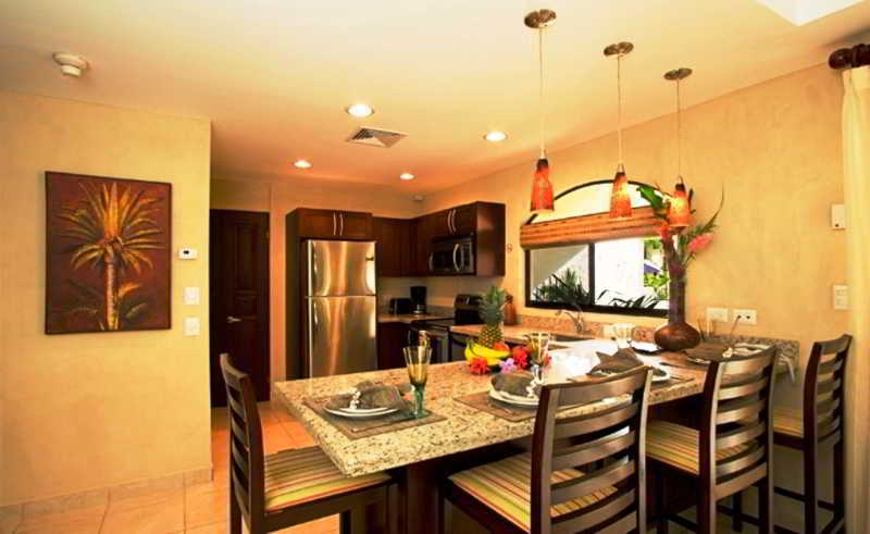Casa Del Sol -villas Catalinas Hotel
