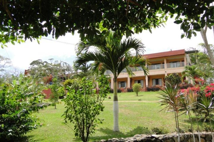Puerto San Luis Tronadora