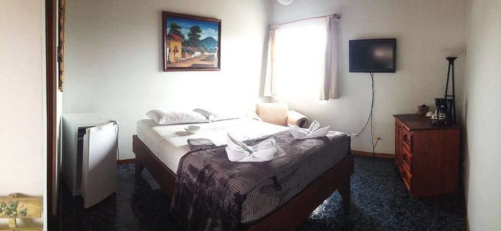 Reventazon Guest house