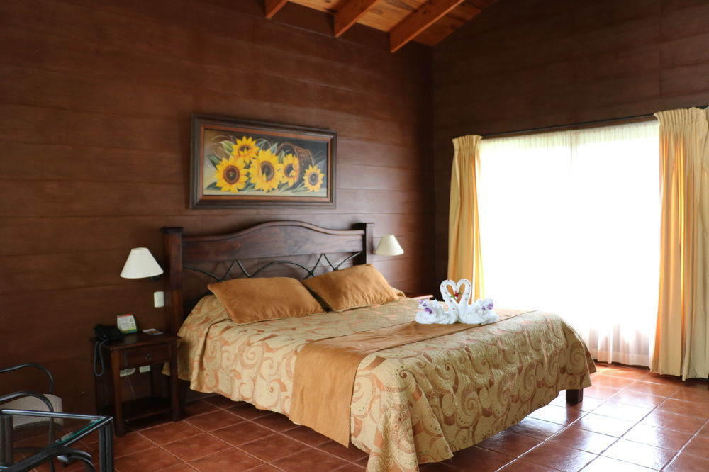 El Silencio Del Campo Hotel 4*