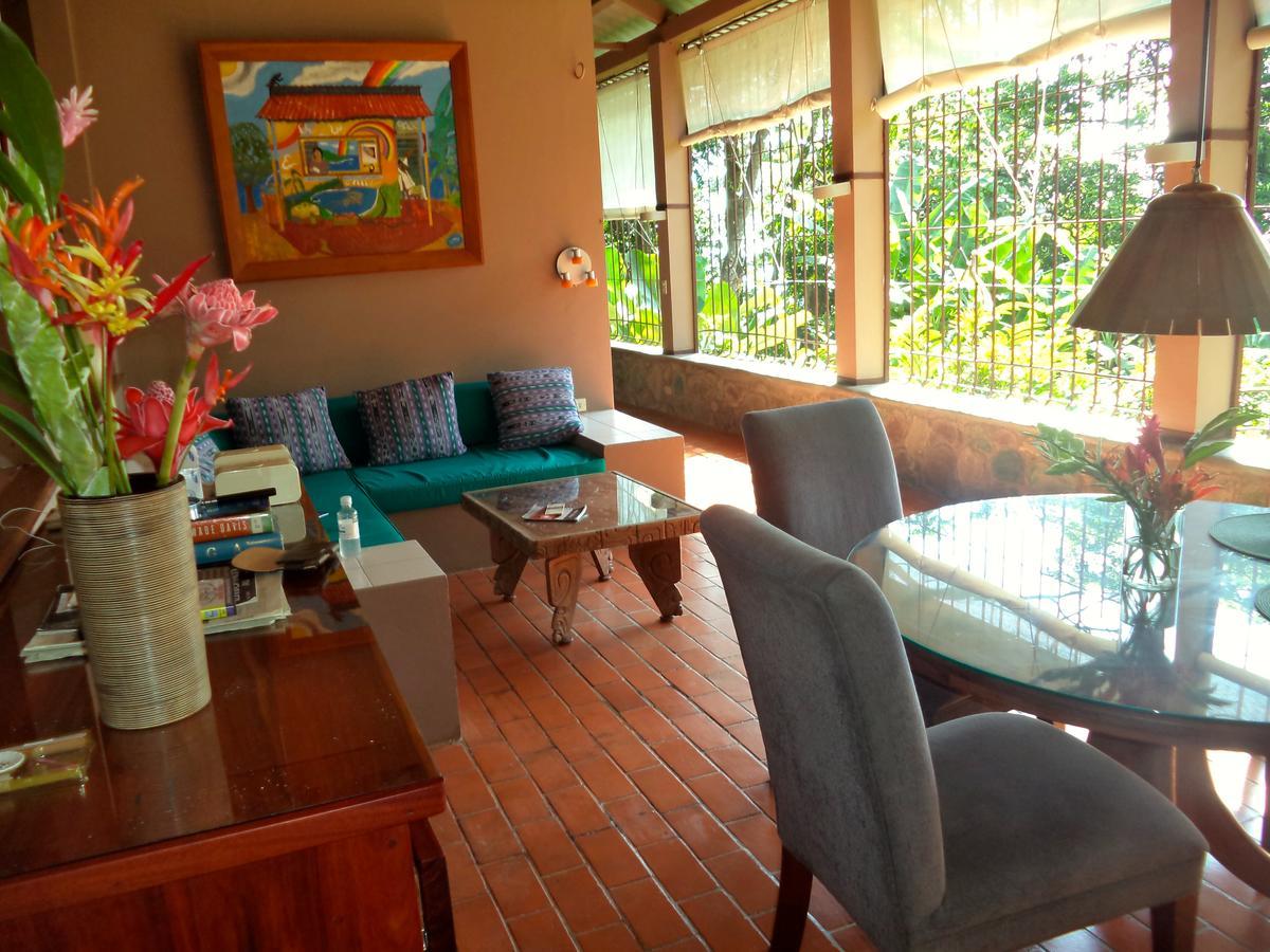 Casa *