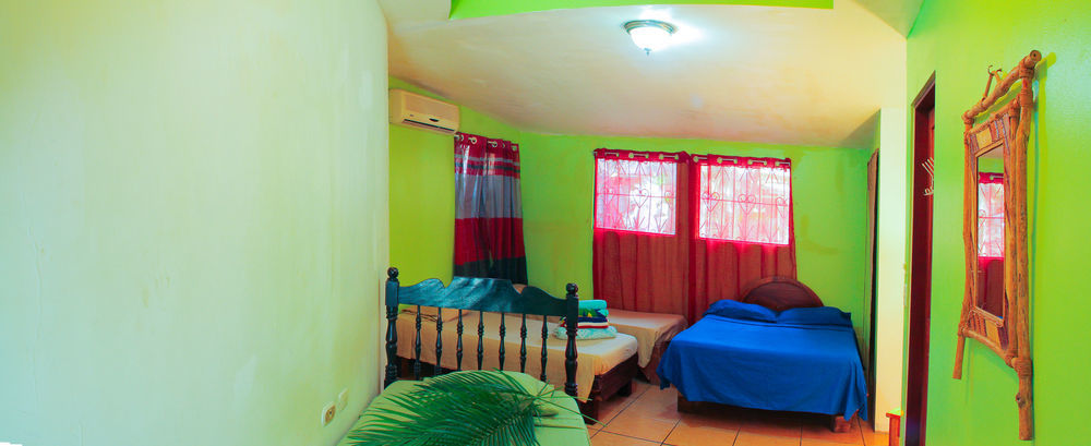 Hostel Pura Vida *